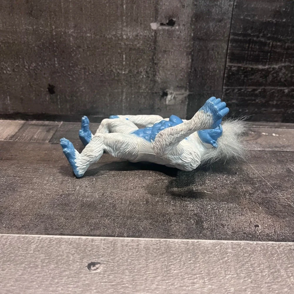 Playmates Primal Rage Blizzard 6